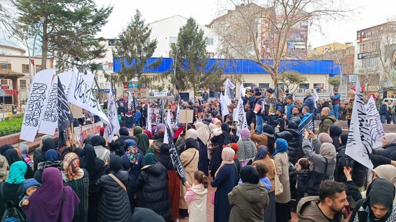 20240218 TR Yalova Protesto BA Gazze Oluyor Duvarlar Yikilsin 4